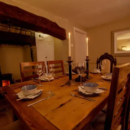 East Ayrlow Banks Tatil Evi