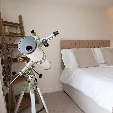 East Ayrlow Banks * Hauxwell