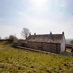 East Ayrlow Banks